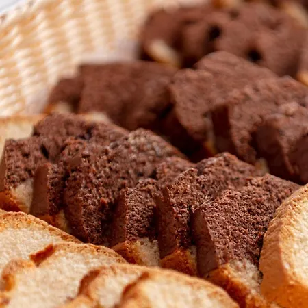 Hotel Makis Place 3*