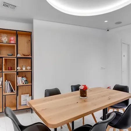 Hotel Makis Place Tourlos