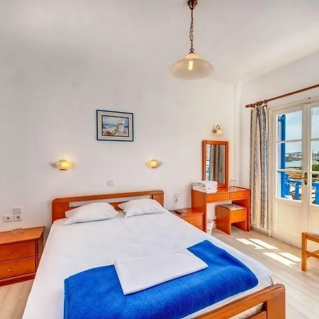 Szálloda Makis Place 3*