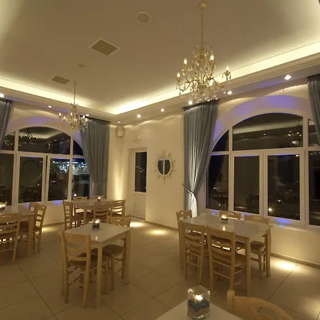 Hotel Makis Place Tourlos