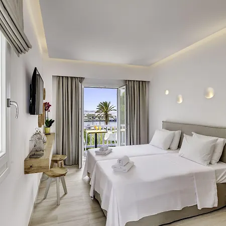 Makis Place Hotel 3*