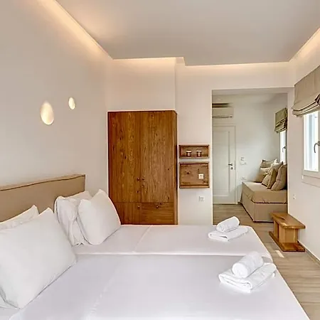 Makis Place Otel Tourlos