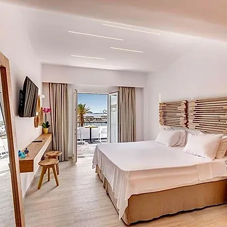 Otel Makis Place