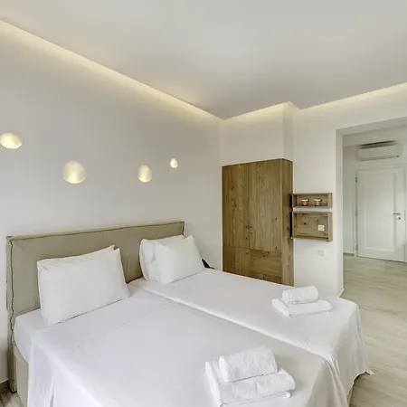 Hotel Makis Place