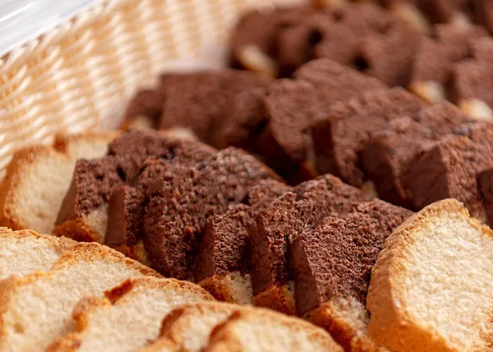 Hotel Makis Place 3*